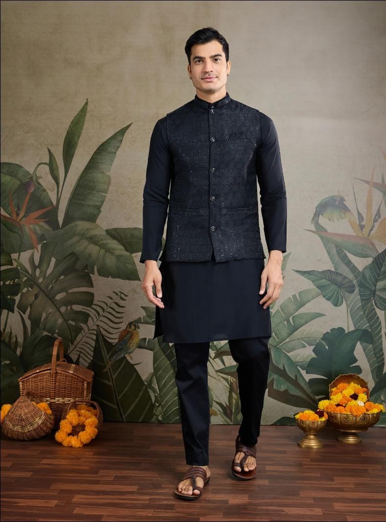 Men's Kurta With Pant And Koti