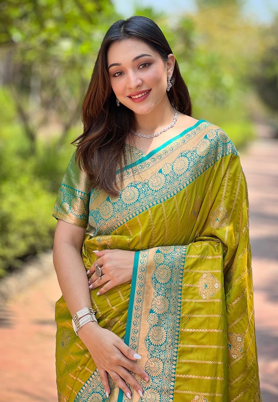 Soft Silk Zari Weaving Saree