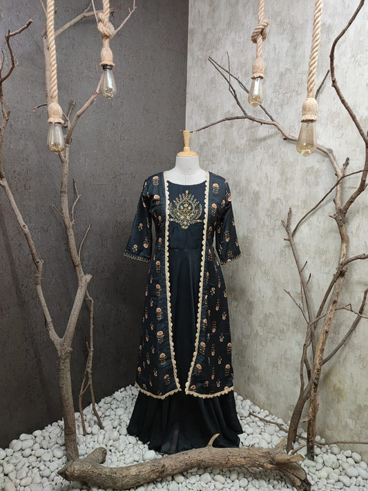 Crape Embroidery Work Gown With Muslin Digital Print Detachable Jacket